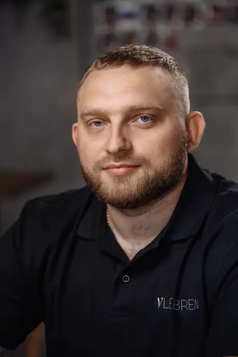 Инженер LEBREN